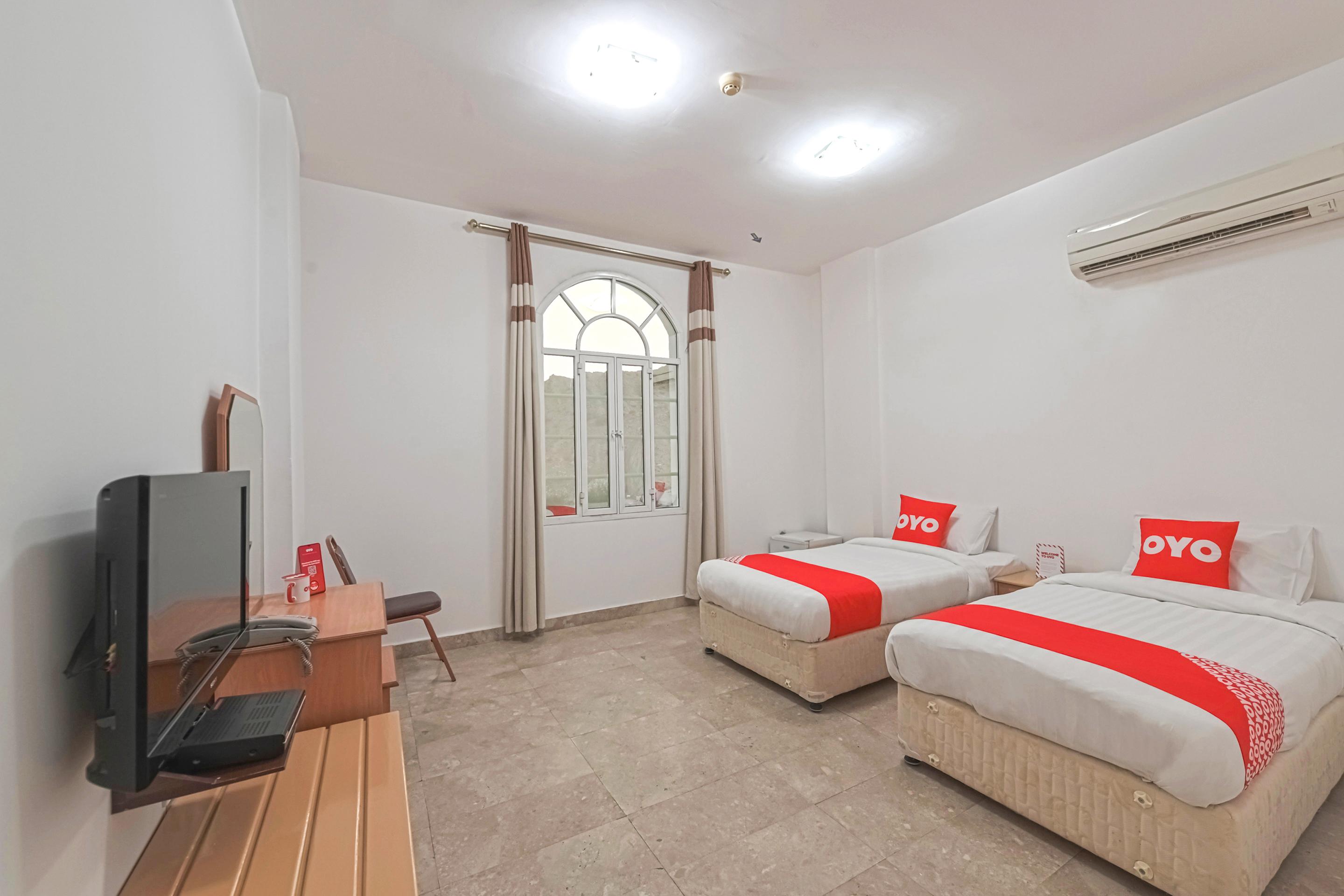 โอโย 117 มาเจสติก โฮเต็ล Hotel Wadi Kabir ภายนอก รูปภาพ