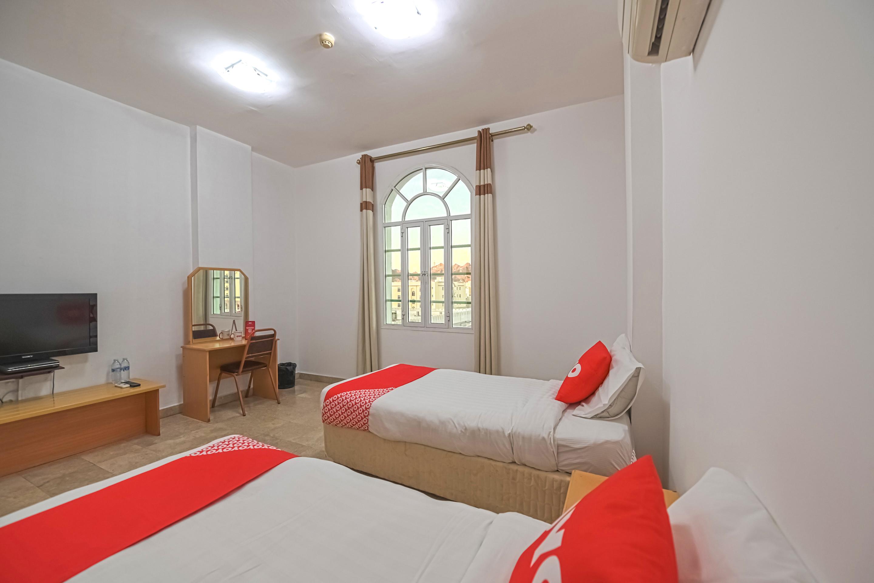 โอโย 117 มาเจสติก โฮเต็ล Hotel Wadi Kabir ภายนอก รูปภาพ