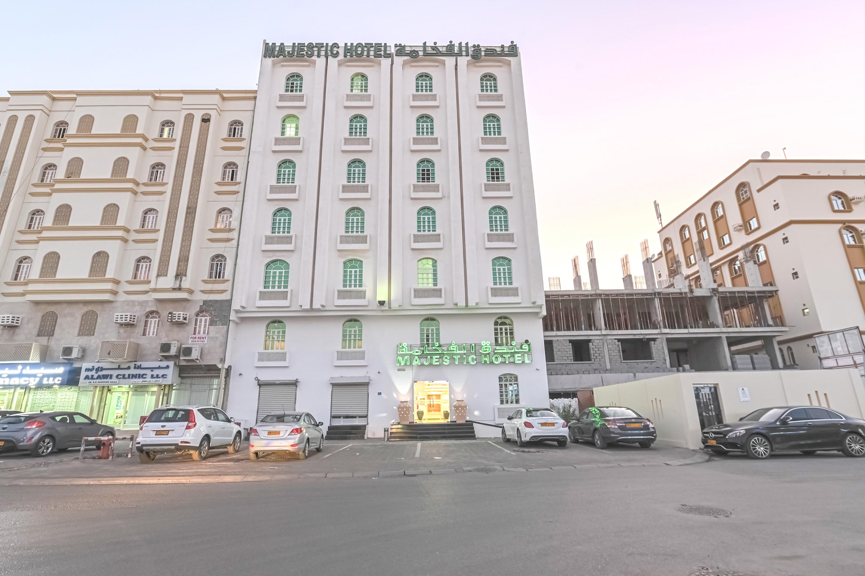 โอโย 117 มาเจสติก โฮเต็ล Hotel Wadi Kabir ภายนอก รูปภาพ